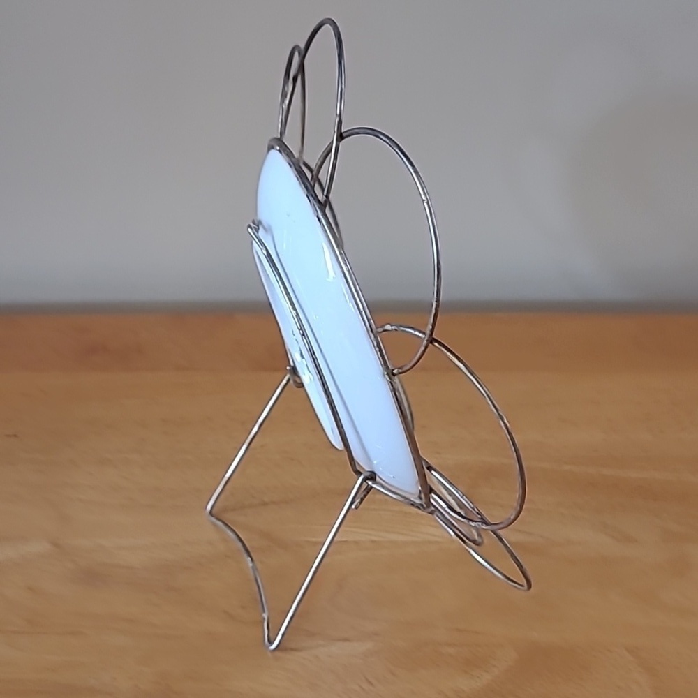 VINTAGE 1962 Seattle World's Fair Mini Plate With Wire Frame Hanger/Stand - Picture 7 of 15